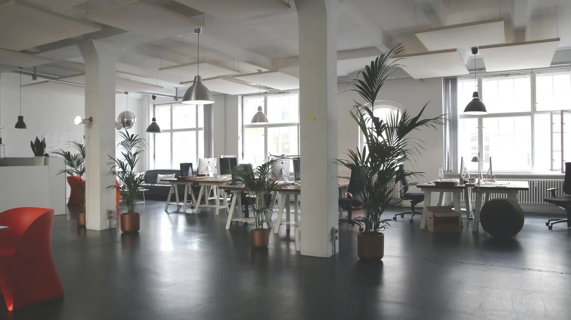 Commercial cleaning for Banking & Finance in Tampa, FL