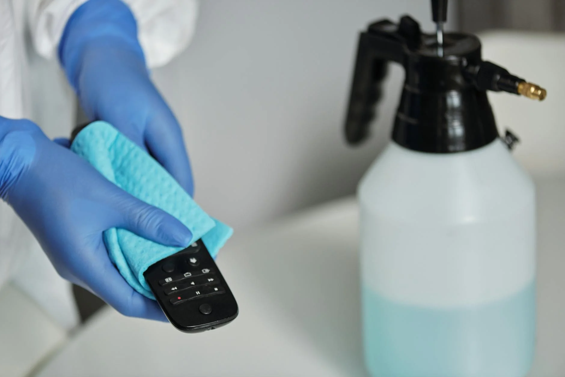 Professional commercial cleaning — Cleaning Vs Sanitizing Vs Disinfecting